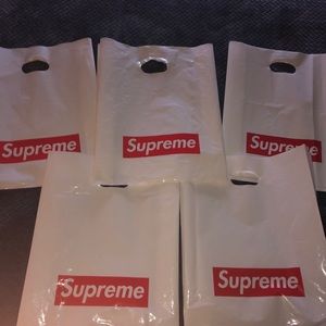 5 Supreme Bags